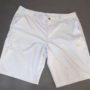 I am selling my puma shorts for 15$ they are a slice color